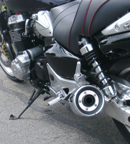 Verstellbarer dB-Killer Honda CB 1300 X4