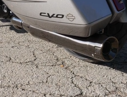 Verstellbarer Auspuff Umbau Harley CVO Street Glide
